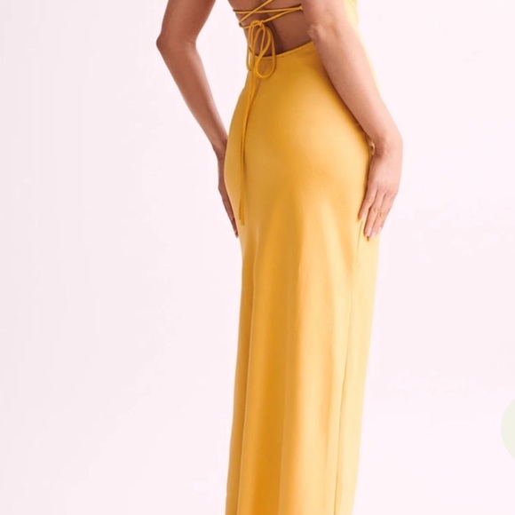 Sydney Yellow Satin Straight Neck Slip Maxi Dress Size Medium - Picture 7 of 7